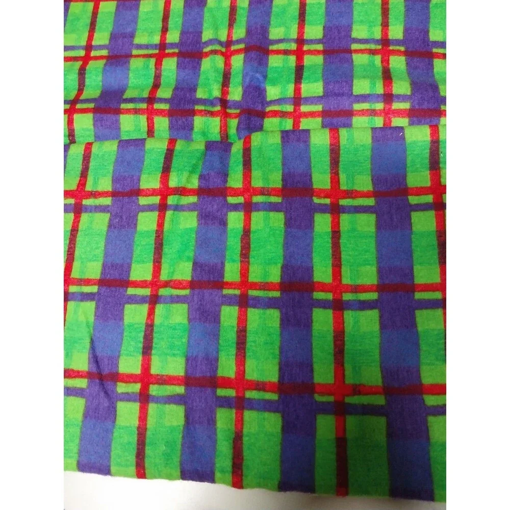 1 1/2 Yards 42